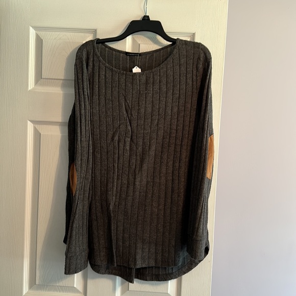 6 women’s sweaters, M\L - Picture 13 of 14